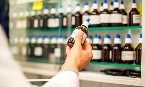 imagem de alopatia e homeopatia
