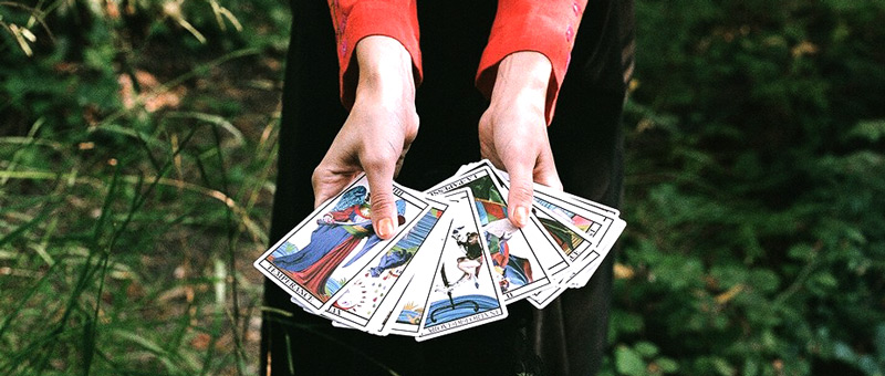 arcanos do tarot e taróloga