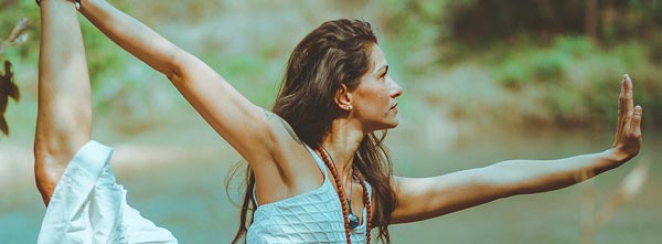 asteya-nao-roubar-yama-praticando-yoga