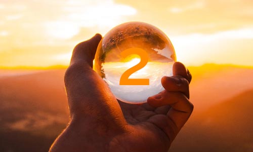 bola de cristal com numerologia de fevereiro - número 2