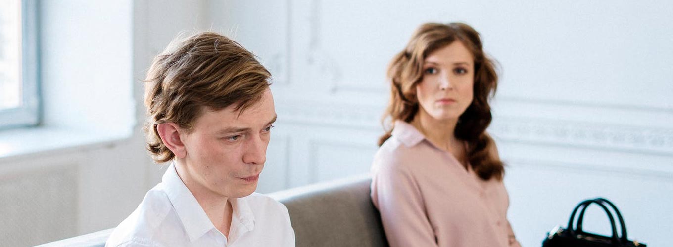 crise no relacionamento - casal chateado