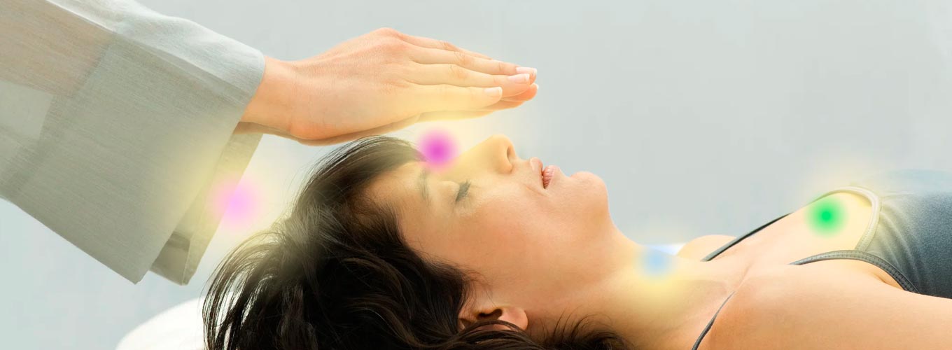 beneficios do reiki chakras