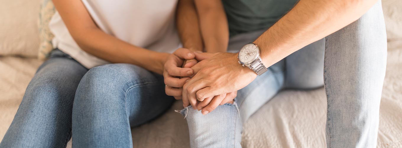 homem e mulher em terapias para casal